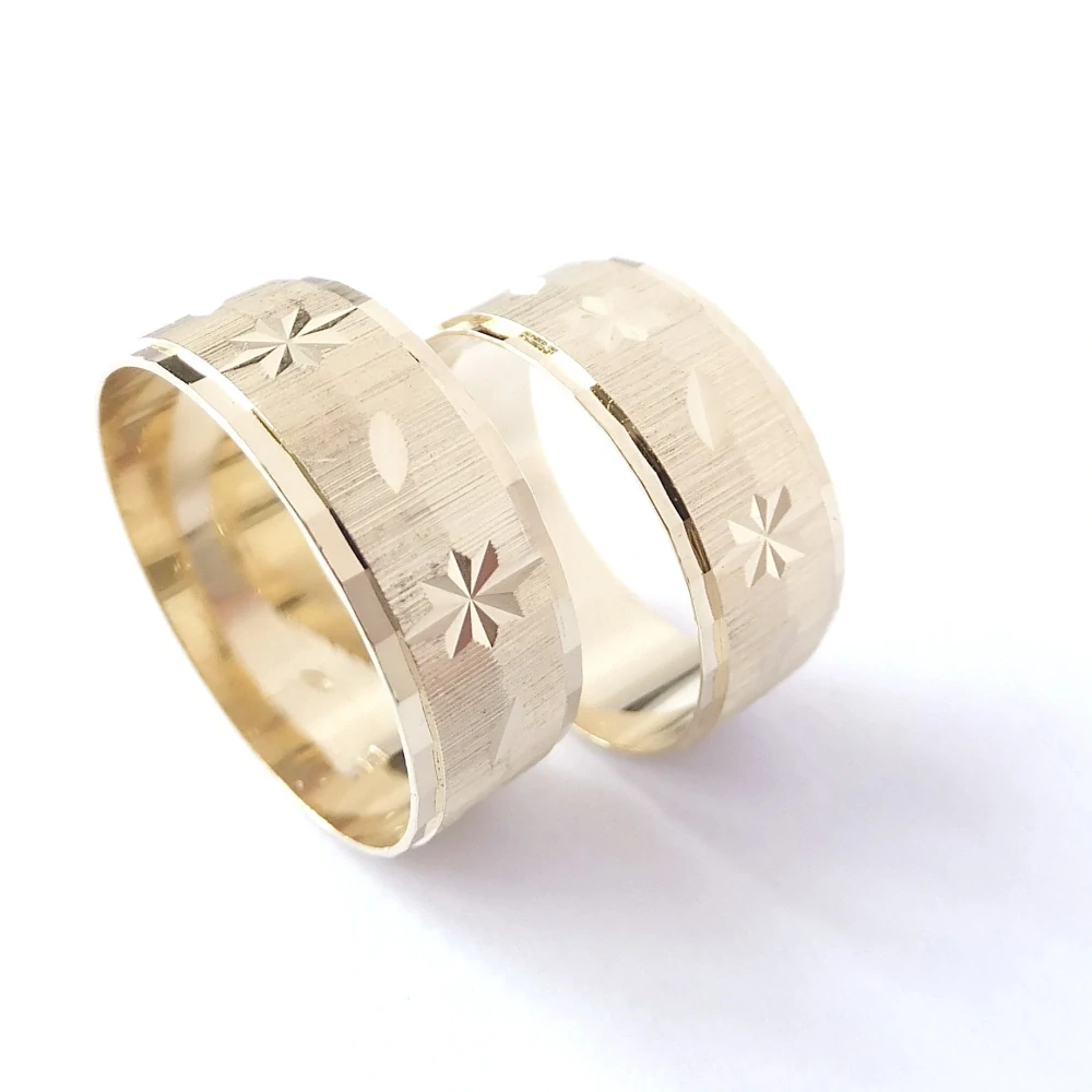 Zlatý snubní prsten, Au 14K 585/1000, váha 3,11 g, použité zlato