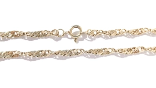 Zlatý řetízek, 14K 585/1000, váha 6,26 g, použité zlato