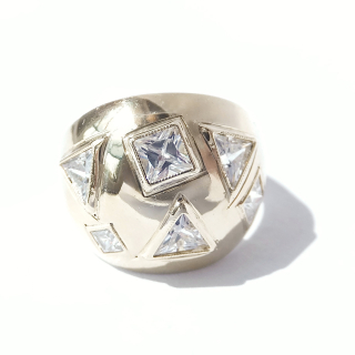 Zlatý prsten, Au 14K 585/1000, váha 5,82 g, použité zlato